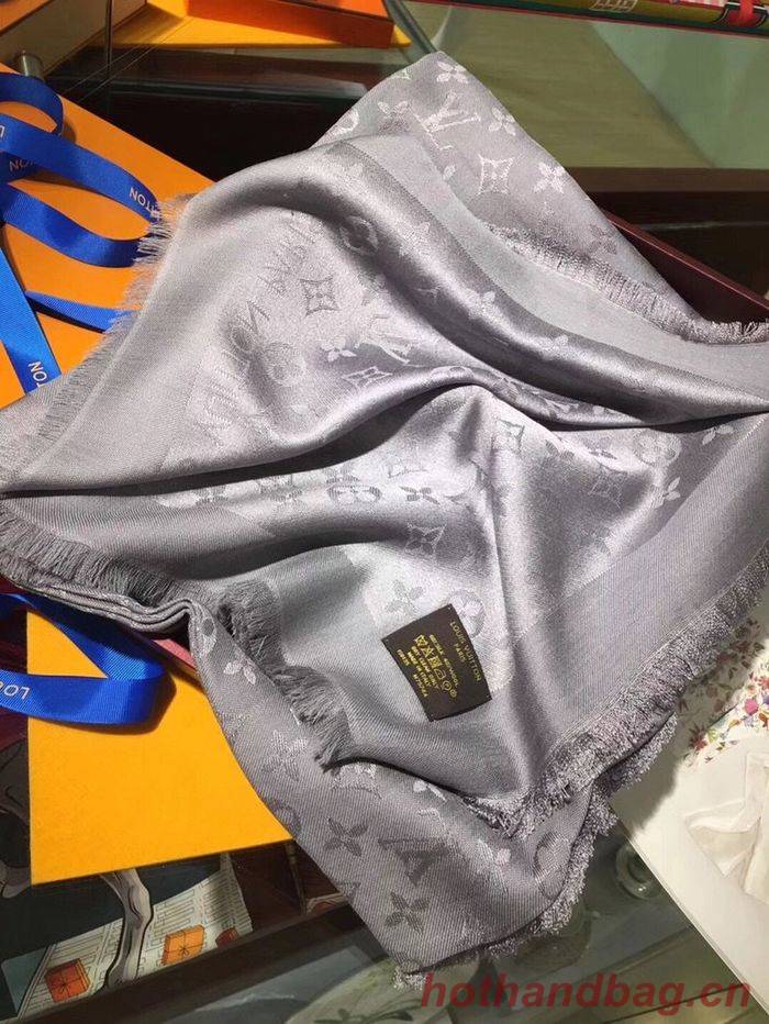 Louis Vuitton Scarf LV00107